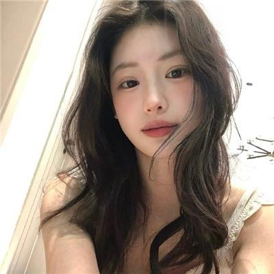陪她一会儿